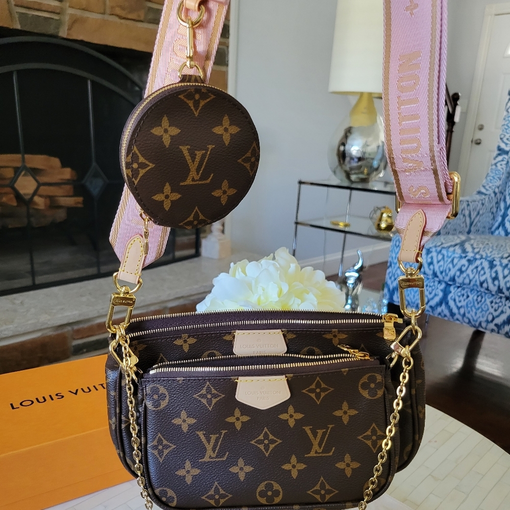 Louis vuitton multi pochette bag